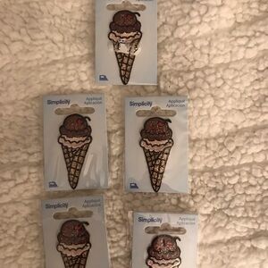 Simplicity Glitter Ice Cream Cone Appliqués in Brown and Gold